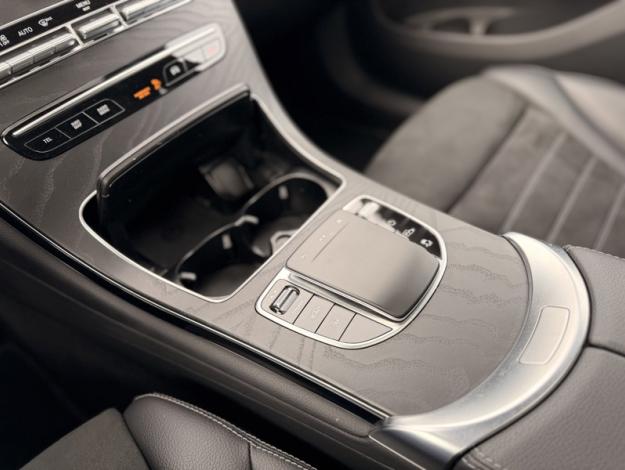 MERCEDES-BENZ GLC Coupé GLC 300e 4MATIC Coupé AMG Line  