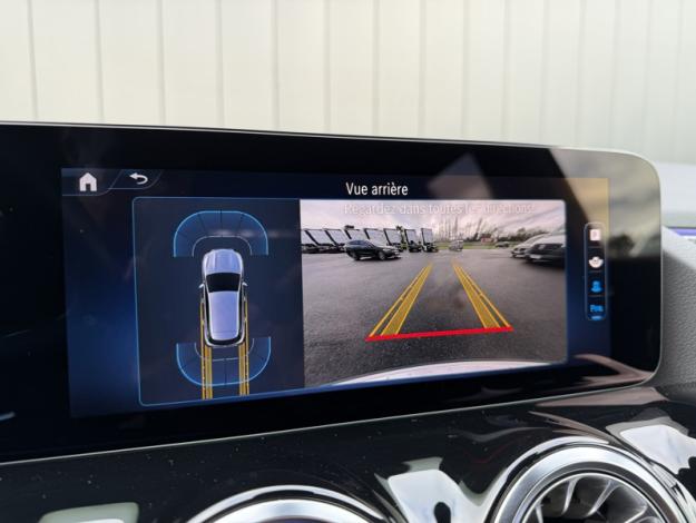 MERCEDES-BENZ GLA 200 d AMG Line  