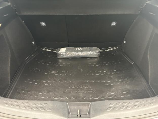 TOYOTA C-HR 1.8 Hybride 122 Dynamic Business   