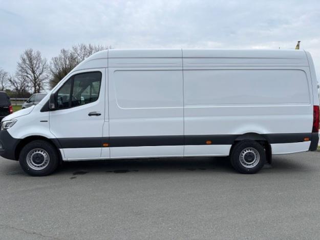MERCEDES-BENZ eSprinter 420 FG 43 4,0t SELECT  