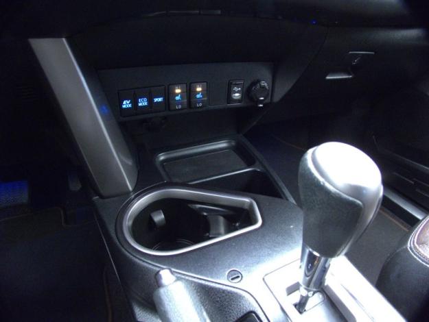 TOYOTA RAV4 2.5 HYBRID 197 CVT 2WD EXCLUSIVE  