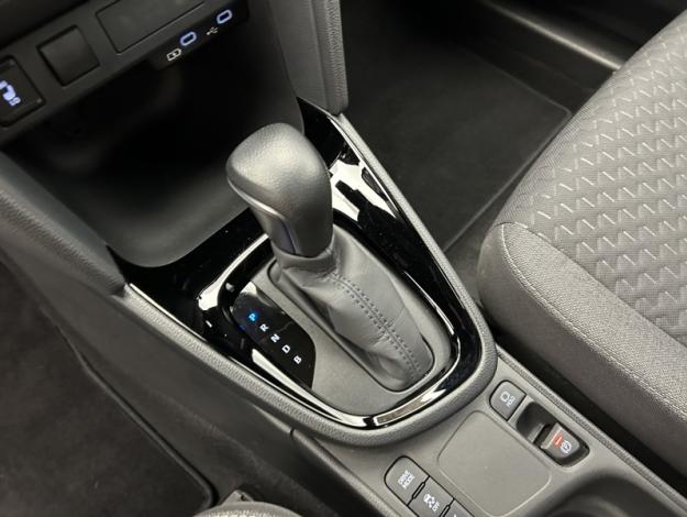 TOYOTA Yaris Cross 1.5 130H DESIGN   PACK CARGO 