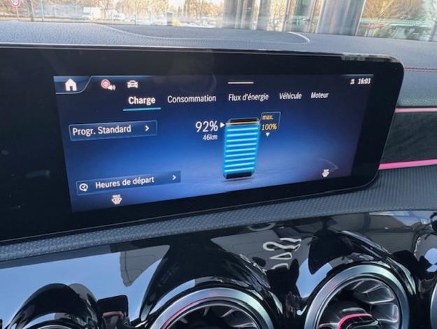 MERCEDES-BENZ CLA Shooting Brake CLA 250 e Hybrid EQ Shooting Brake AMG Line  