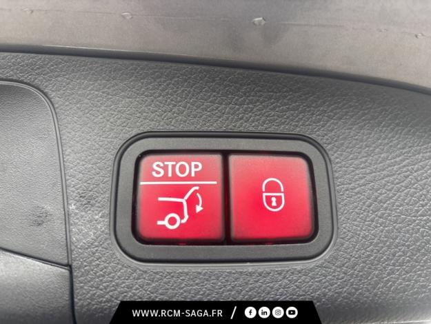 MERCEDES-BENZ GLA 250 e AMG Line  GLA 250 e AMG Line