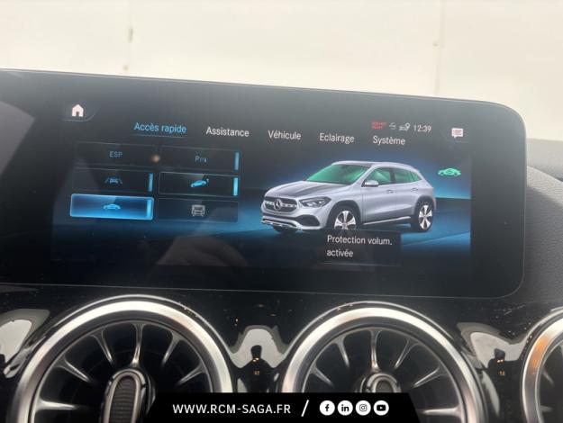 MERCEDES-BENZ GLA 250 e AMG Line  GLA 250 e AMG Line