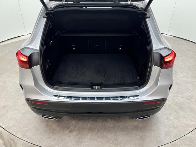 MERCEDES-BENZ GLA 200 d AMG Line  