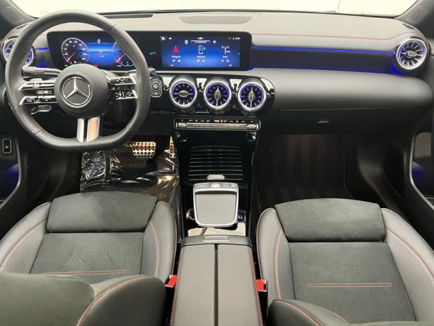 MERCEDES-BENZ CLA Coupé CLA 200 d Coupé AMG Line  