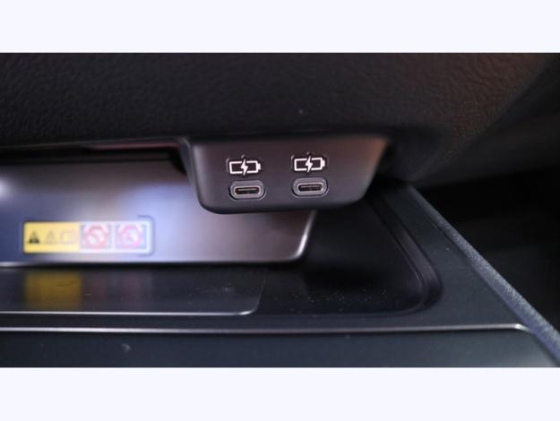 LEXUS UX 300h 2WD Luxe  UX 300H HYBRIDE 2WD MC LUXE TECHNO