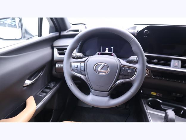 LEXUS UX 300h 2WD Luxe  UX 300H HYBRIDE 2WD MC LUXE TECHNO