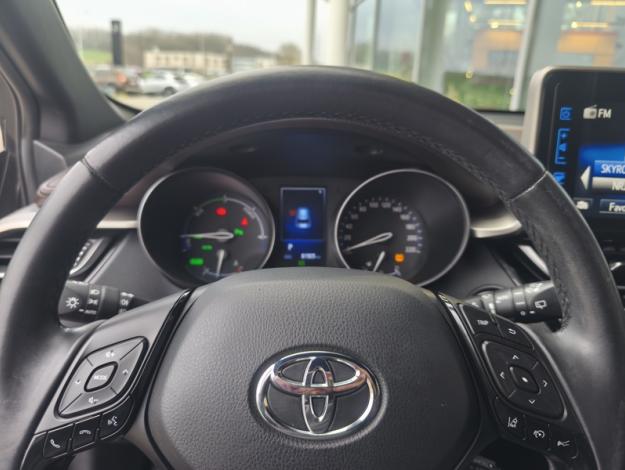 TOYOTA C-HR 1.8 HYBRIDE 122 DISTINCTIVE  