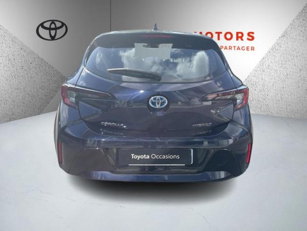 TOYOTA Corolla Hybrid Dynamic Business   