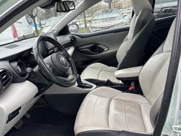 TOYOTA Yaris Hybride 116h Iconic / Toit Pano / Pack Techno  