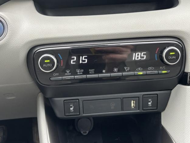 TOYOTA Yaris Hybride 116h Iconic / Toit Pano / Pack Techno  