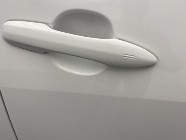 TOYOTA Yaris 116h Dynamic  