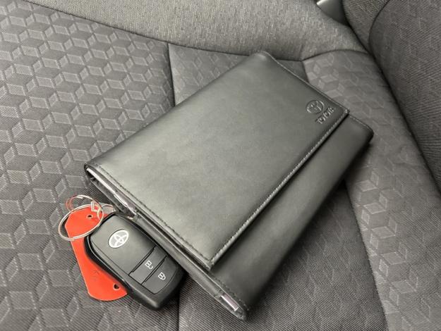 TOYOTA Yaris 116h Dynamic  