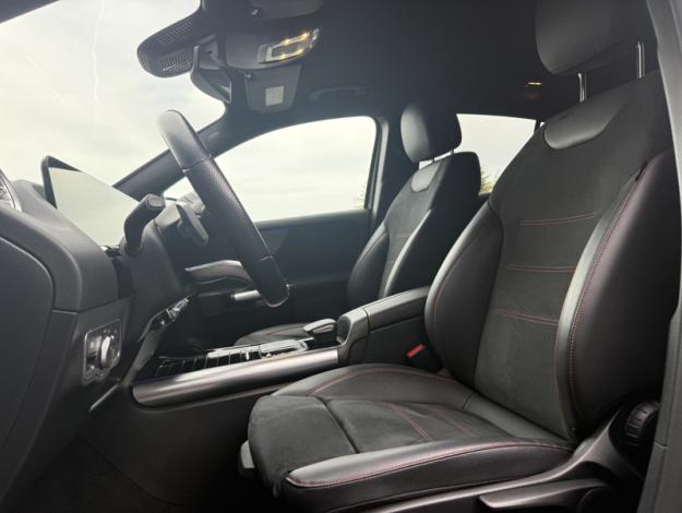 MERCEDES-BENZ EQA 250+ AMG Line  