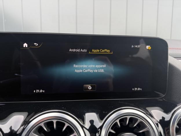 MERCEDES-BENZ EQA 250+ AMG Line  