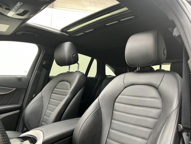 MERCEDES-BENZ EQC 400 4MATIC AMG line  