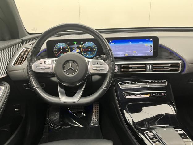 MERCEDES-BENZ EQC 400 4MATIC AMG line  