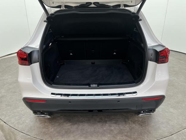 MERCEDES-BENZ GLA 200 d Progressive Line  