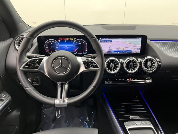 MERCEDES-BENZ GLA 200 d Progressive Line  