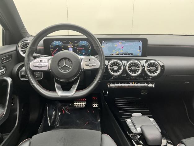 MERCEDES-BENZ Classe A 250 e AMG Line  