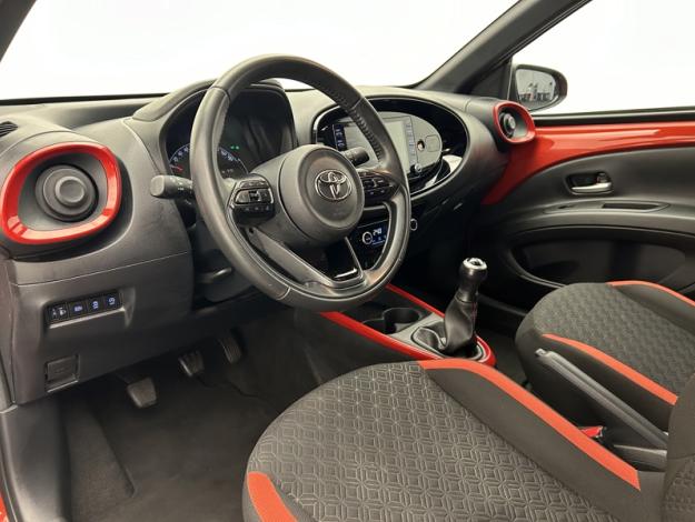 TOYOTA Aygo X 1.0 VVT-i 72 Design  pack zen