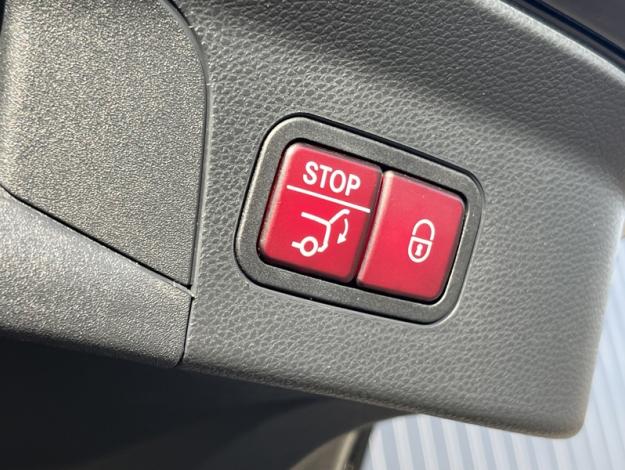 MERCEDES-BENZ GLC Coupé GLC 300e 4MATIC Coupé AMG Line  