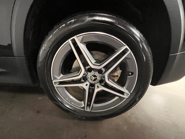 MERCEDES-BENZ GLB 200 d AMG Line  