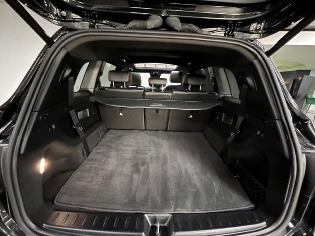 MERCEDES-BENZ GLB 200 d AMG Line  