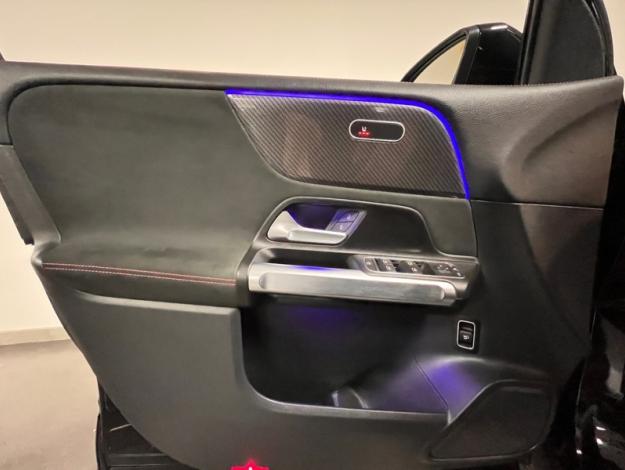 MERCEDES-BENZ GLB 200 d AMG Line  