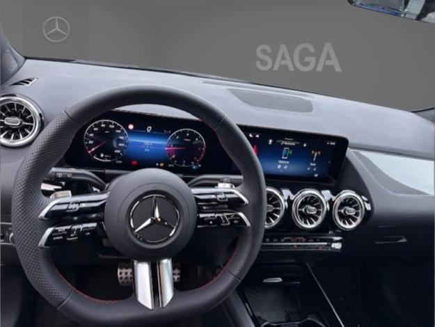 MERCEDES-BENZ GLA 200 d AMG Line  GLA 200 d AMG Line