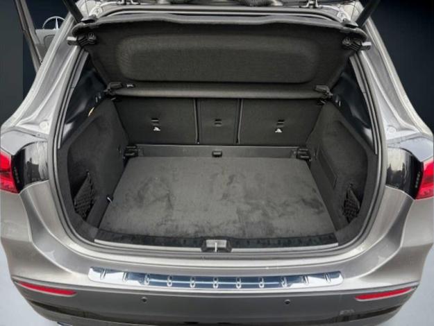 MERCEDES-BENZ GLA 200 d AMG Line  GLA 200 d AMG Line