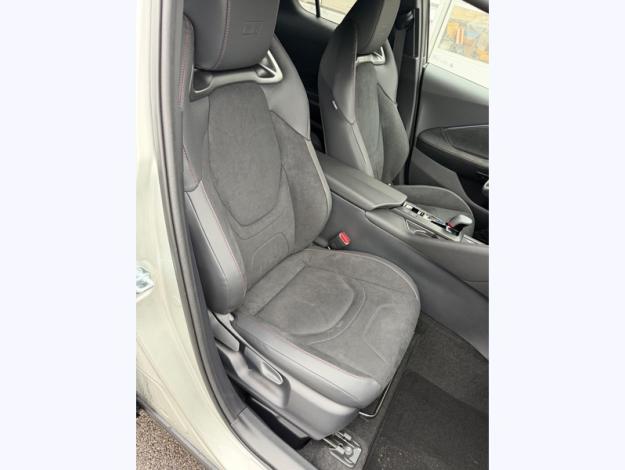 TOYOTA C-HR 1.8 Hybride 140 GR Sport Pack Techno +   C HR HYBRIDE NG HYBRIDE 140 GRS PACK TECHNO MY26