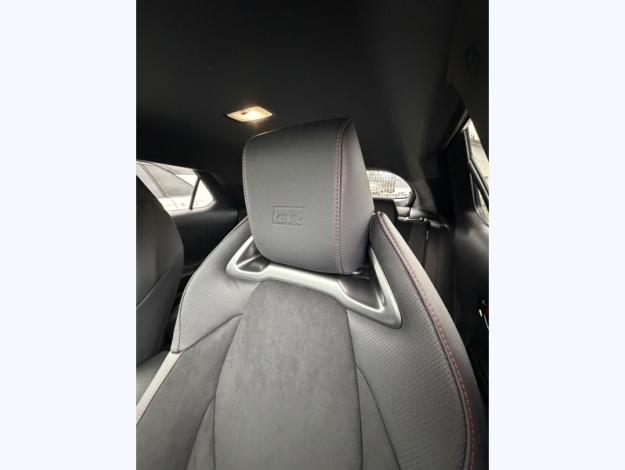 TOYOTA C-HR 1.8 Hybride 140 GR Sport Pack Techno +   C HR HYBRIDE NG HYBRIDE 140 GRS PACK TECHNO MY26