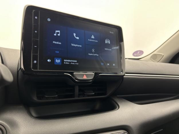 TOYOTA Yaris 116h Dynamic  