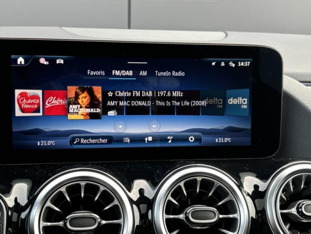 MERCEDES-BENZ GLA 200 d AMG Line  GLA 200 d AMG Line