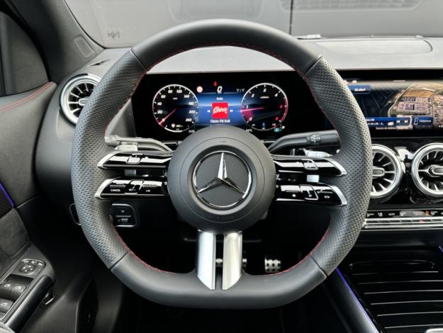 MERCEDES-BENZ GLA 200 d AMG Line  GLA 200 d AMG Line