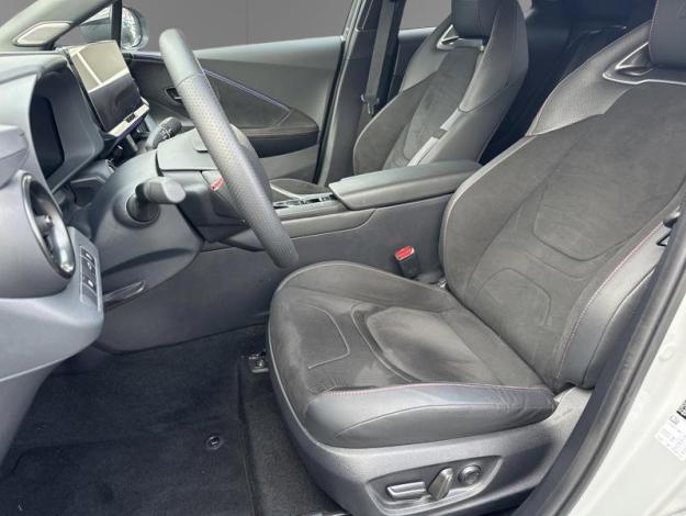 TOYOTA C-HR 2.0 Hybride 200 GR Sport AWD  