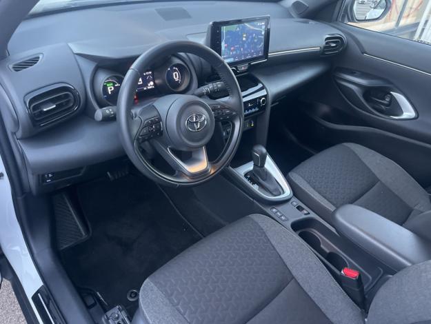 TOYOTA  1.5 HYBRID 116H Design Cargo   