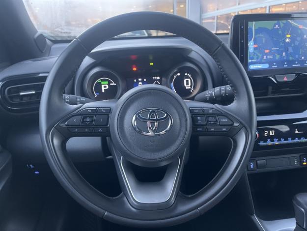 TOYOTA  1.5 HYBRID 116H Design Cargo   