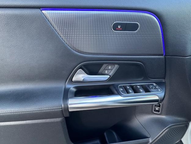 MERCEDES-BENZ EQA 250 Progressive Line  