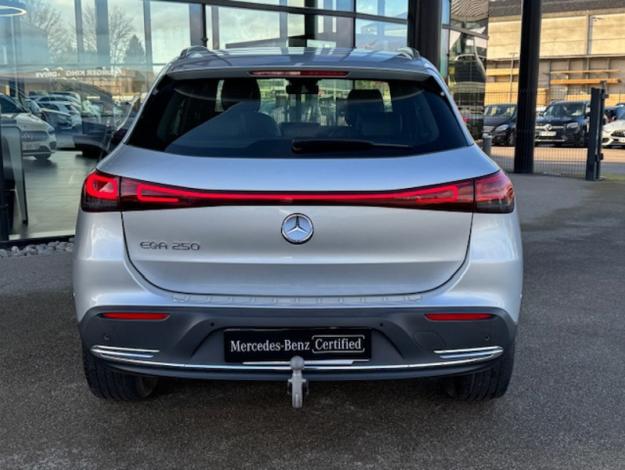 MERCEDES-BENZ EQA 250 Progressive Line  