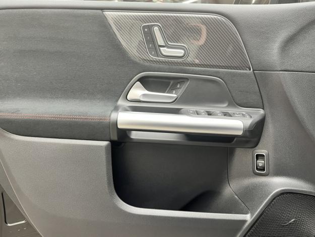 MERCEDES-BENZ Classe B 200 d AMG Line  