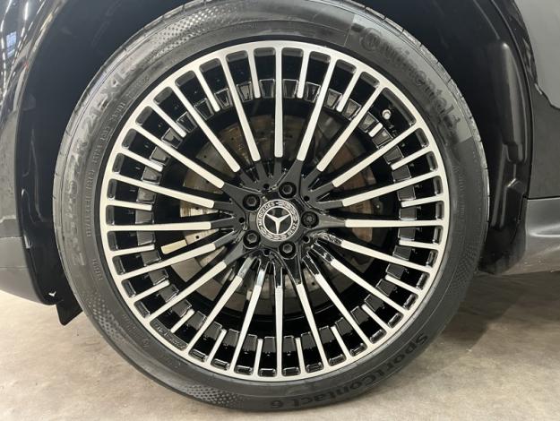 MERCEDES-BENZ EQC 400 4MATIC AMG line  