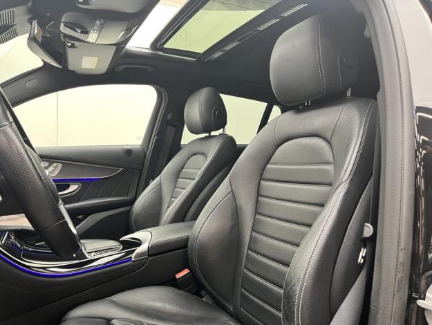 MERCEDES-BENZ EQC 400 4MATIC AMG line  