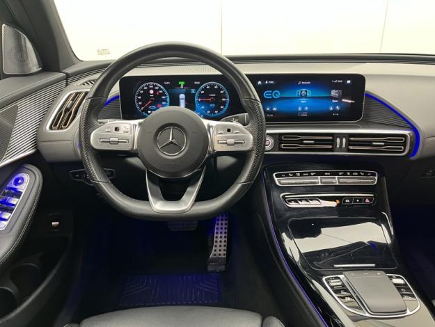 MERCEDES-BENZ EQC 400 4MATIC AMG line  