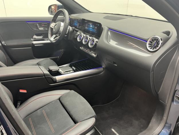 MERCEDES-BENZ GLA 200 d AMG Line  