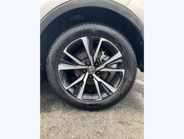 TOYOTA C-HR 2.0 PHEV 225 Design   