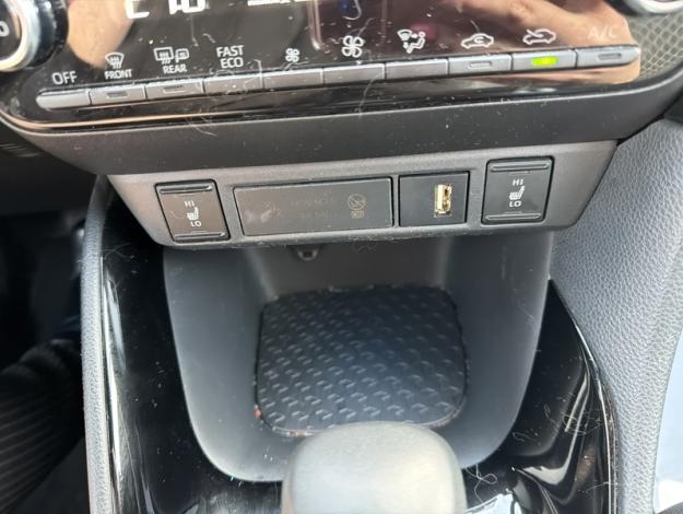 TOYOTA Yaris Hybride 116h Collection  